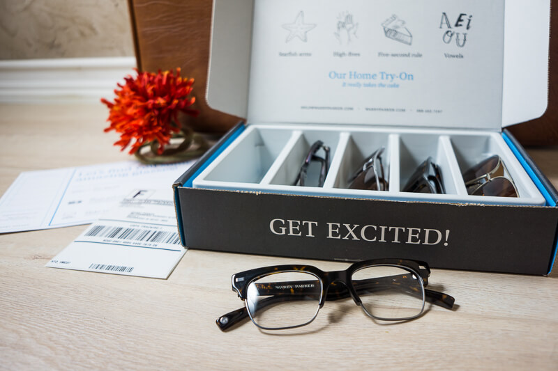 warby parker box - přímý-k-spotřebitel d2c balení