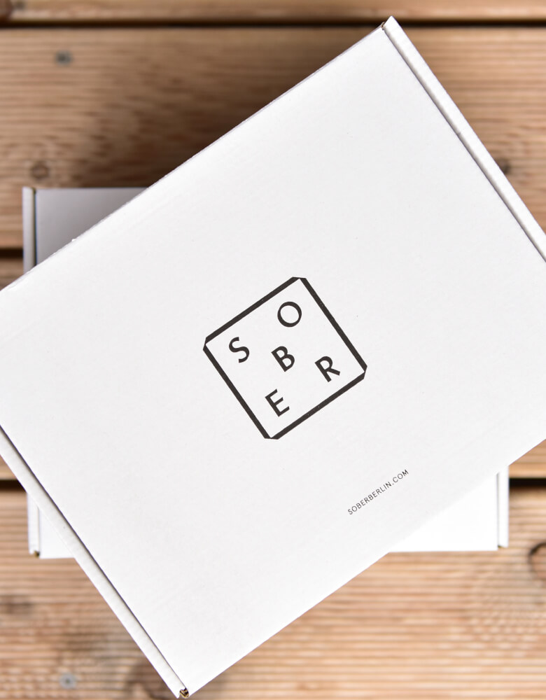 sober-berlin-flatlay-box