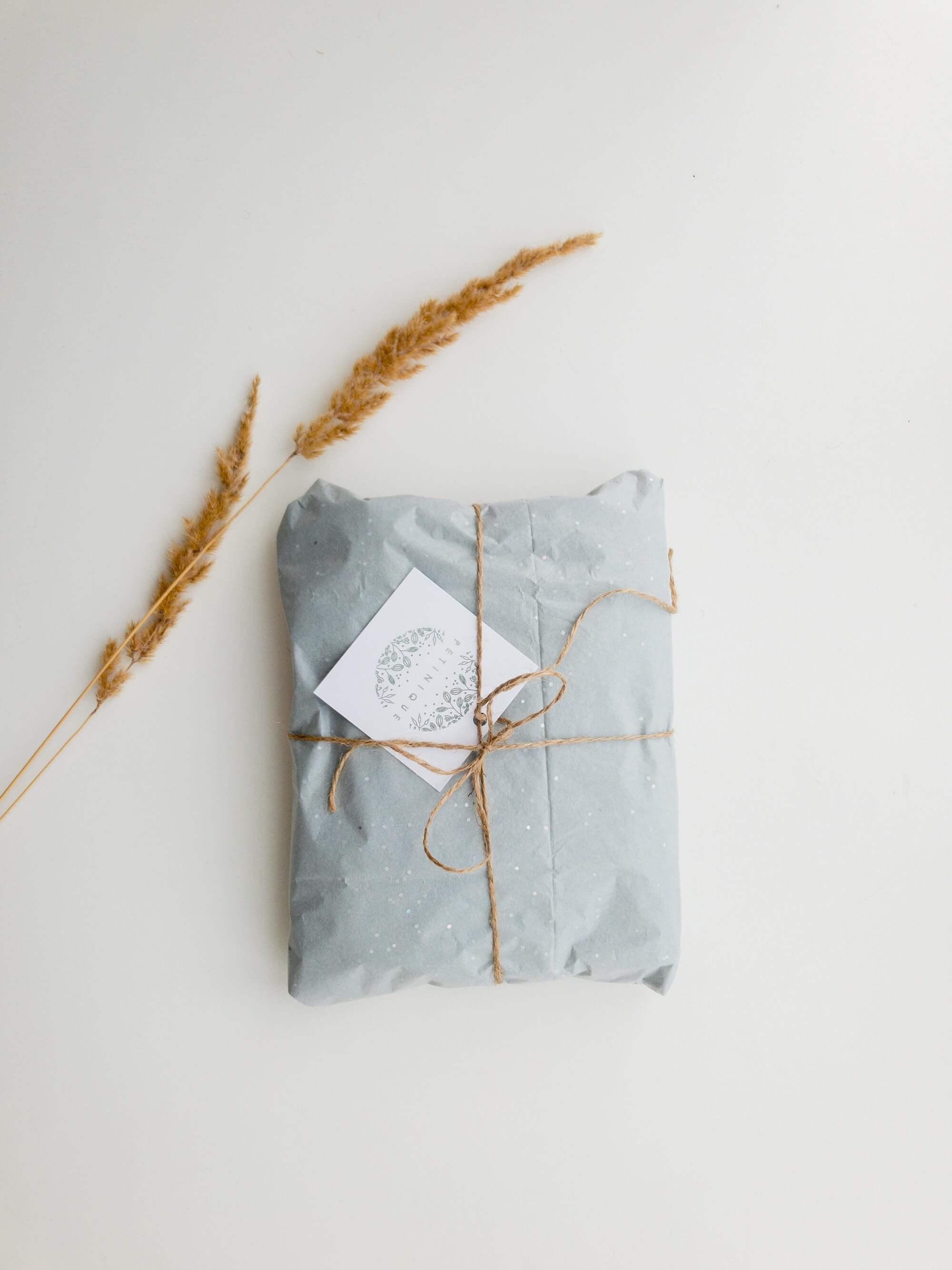 Packaging de Noël minimaliste