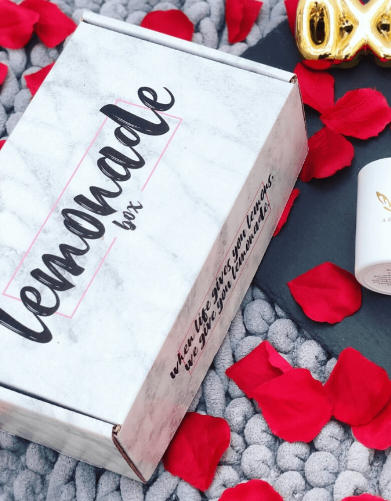 Lemonade Box ofrece cajas de suscripción mensuales