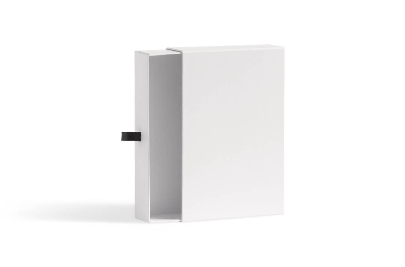 scatola in cartone con cassetto bianca