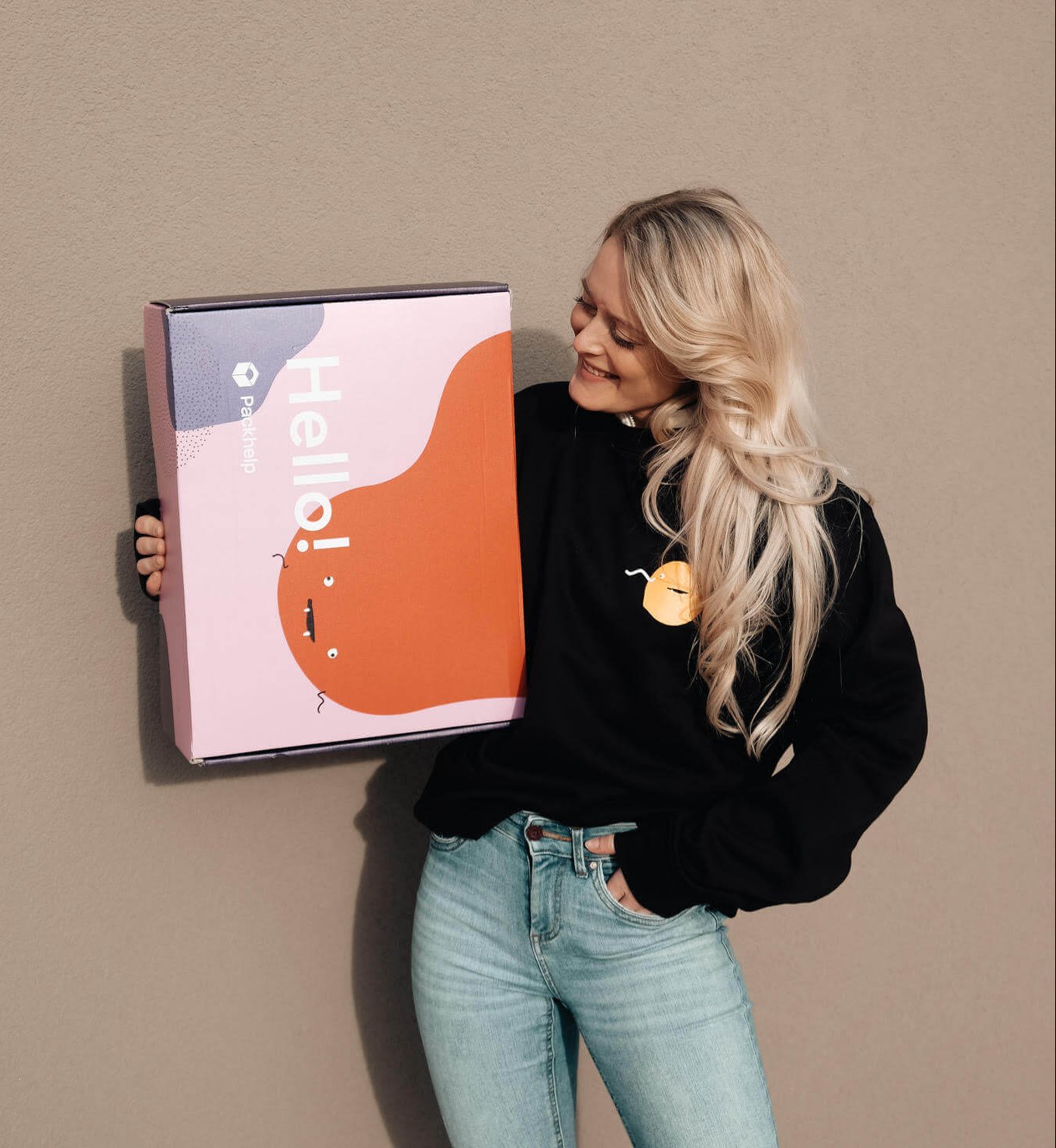 girl holding on boarding box