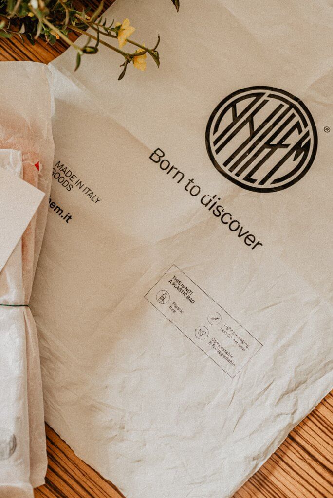 Anthem Brand Co. dettagli packaging Anthem Brand Co. dettagli packaging